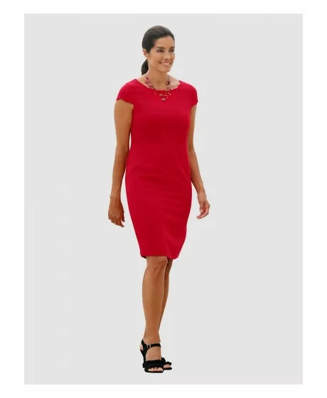 Laura Kent pieguloša silueta kleita Komplimente