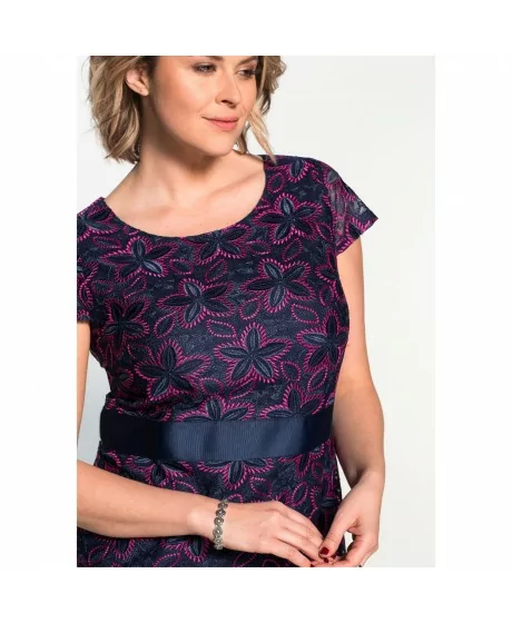 Joe Browns mežģīņu kleita