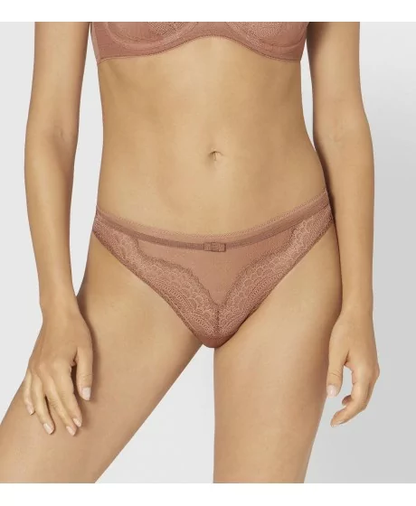 TRIUMPH Beauty-Full Darling String Triumph - 1
