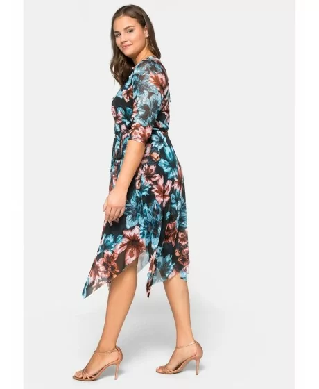 Romantiska Sheego kleita