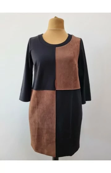 AMY VERMONT trikotāžas kleita ar kabatām un ādas imitācijas AMY VERMONT trikotāžas kleita ar kabatām un ādas imitācijas