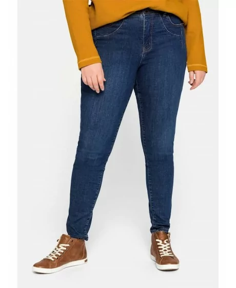 Stilīgi šaura piegriezuma džinsi Sheego