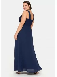 Sheego vakarkleita ar plandošiem svārkiem