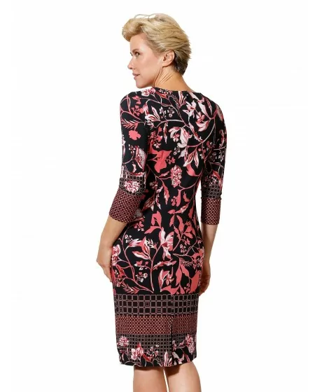 Mona trikotāžas kleita