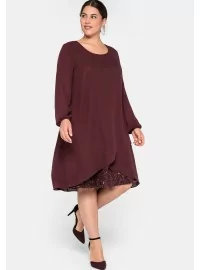 Daudzslāņaina zvana formas kleita Sheego