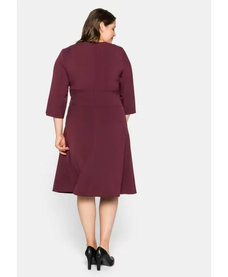 Masīva Sheego kleita ar regulējamu apakšveļu