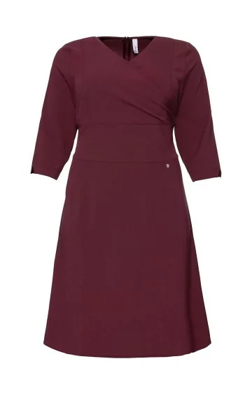 Masīva Sheego kleita ar regulējamu apakšveļu