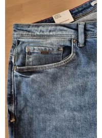 H.I.S. džinsi ar izšūtām kabatām un paaugstinātu vidukli