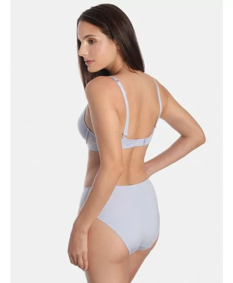 Sassa modes krūšturis