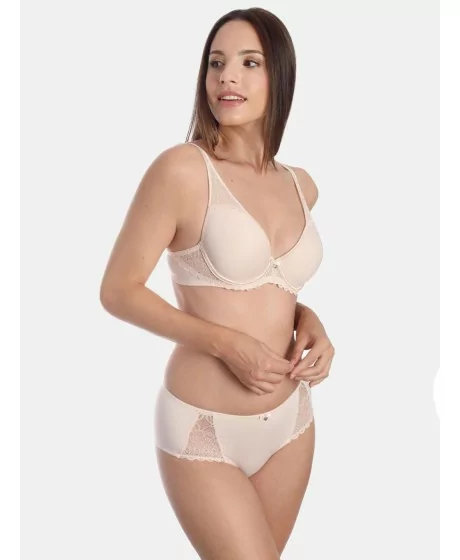 Sassa modes krūšturis