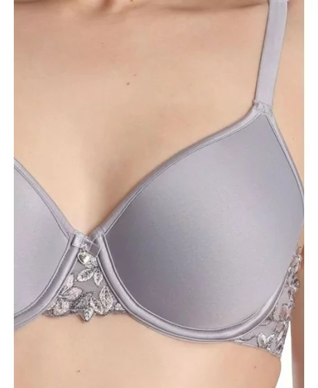 Sassa modes krūšturis