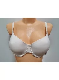 Sassa modes krūšturis