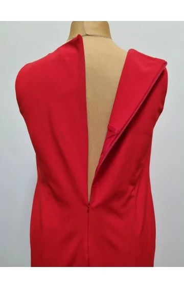 Elastīga, klasiska MIAMODA kleita ar oderi