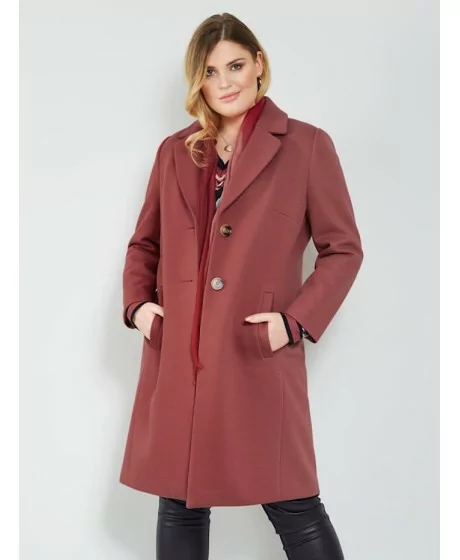 Sāras Lindholmas mētelis - 1