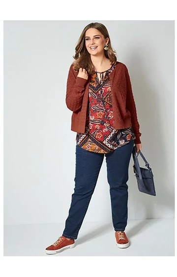 Īss džemperis Janet & Joyce ar apaļu izgriezumu