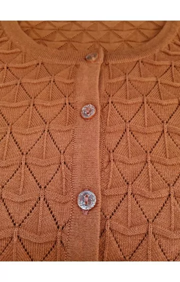 Īss džemperis Janet & Joyce ar apaļu izgriezumu