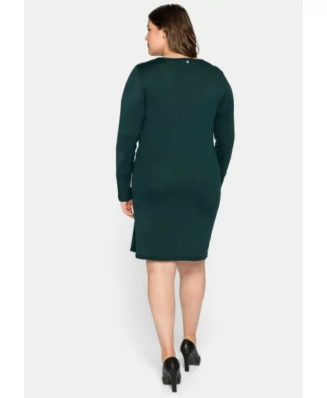 Sheego kleita no smalka adījuma